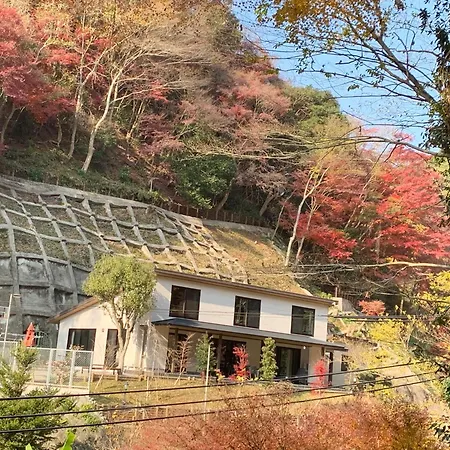 神戸諏訪山別邸ヴィラ